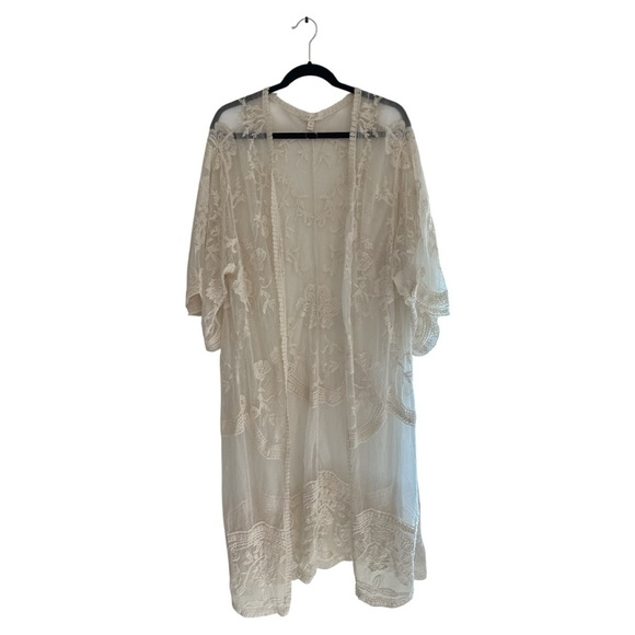 Adiva Cream Lace Overlay Sz XL - Picture 3 of 8